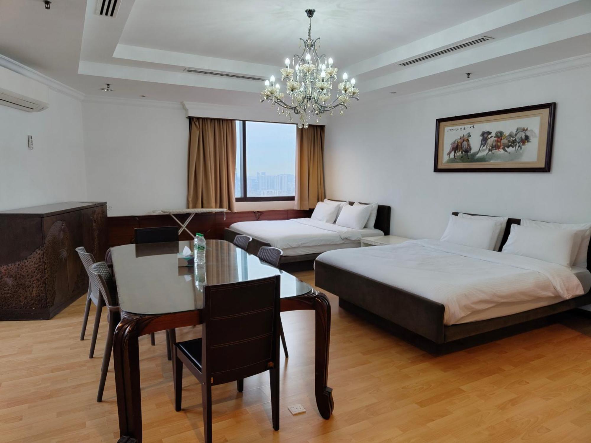 Penthouse Duplex With Klcc Views At Berjaya Times Square Kuala Lumpur