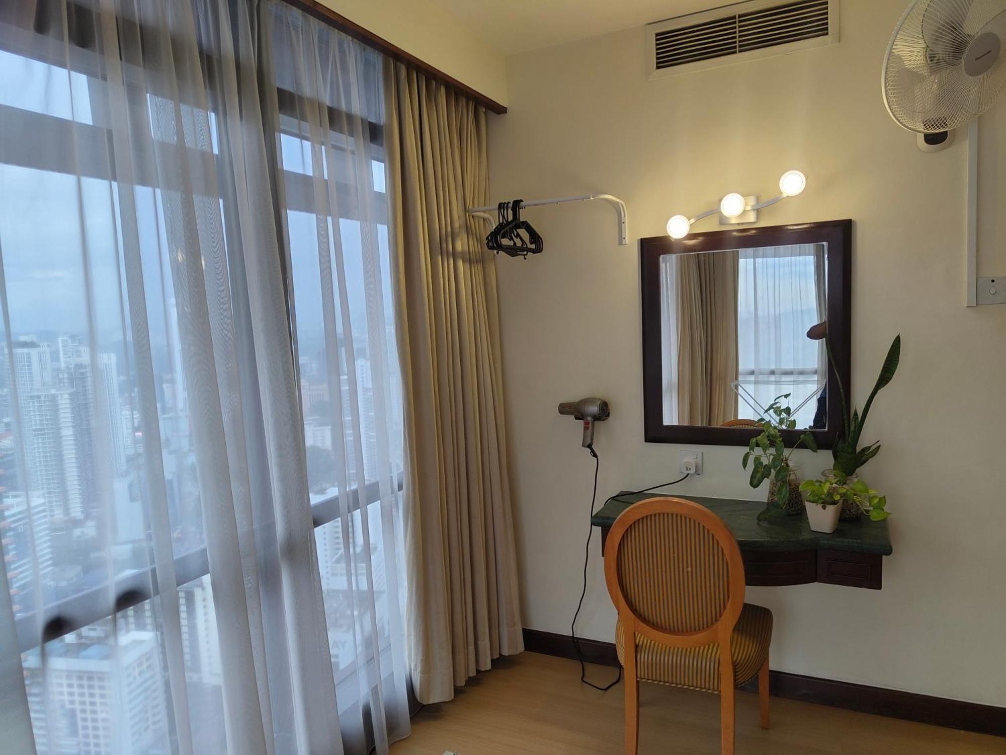 Penthouse Duplex With Klcc Views At Berjaya Times Square * Kuala Lumpur