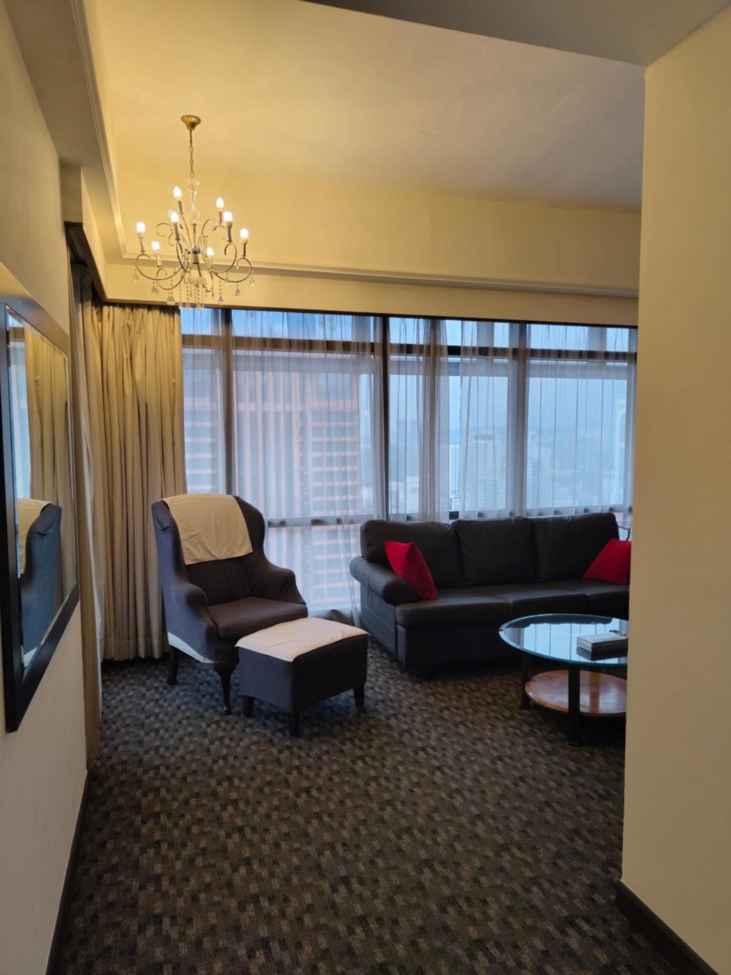 Penthouse Duplex With Klcc Views At Berjaya Times Square *