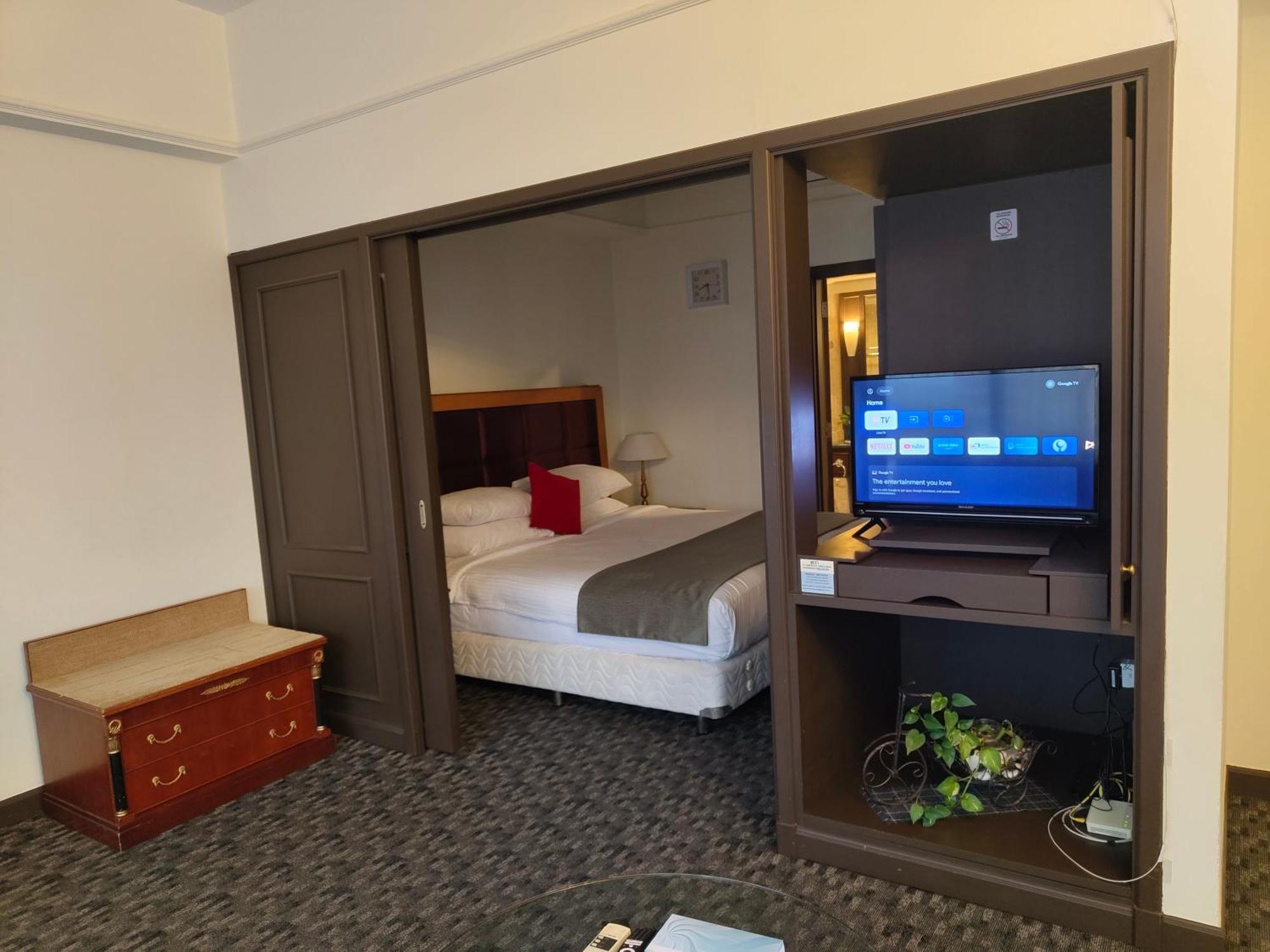 Penthouse Duplex With Klcc Views At Berjaya Times Square Pangsapuri